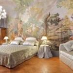 Historical residence in Florence Piazza Pitti palace